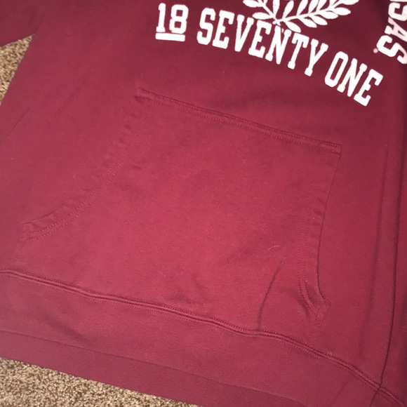 University of Arkansas Hoodie - Picture 6 of 8